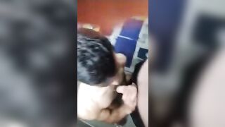 Cette Salope De Trav me Suce et me Pisse Dessus