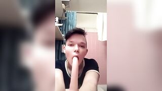 Sexy Trans Dude Shows of his Dick Sucking Skills