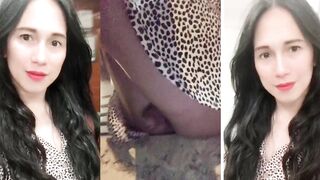 beautifull ladyboy masturbate and show her weenie in public