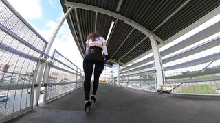 Flashing to the passengers