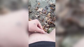 Giant clitoris pissing outdoors then jerk off