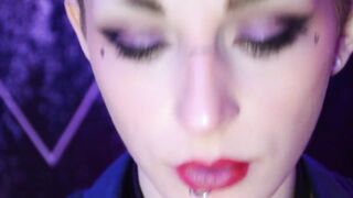 TransBoy Lipstick Applications and Candy Sucking