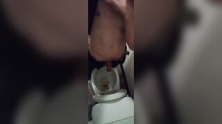 Bright Yellow Urine Pouring Out Of My Chickcock