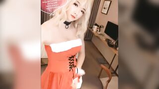 is christmass time Thailand with the ladyboys jerking off the shlong