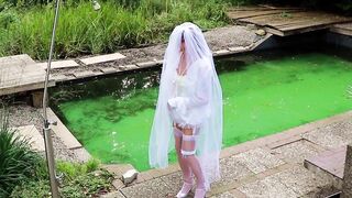 Jerking Off Sissy Bride