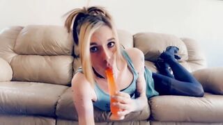 Beautiful Sundress Hotty likes to Finger Herself and Suck
