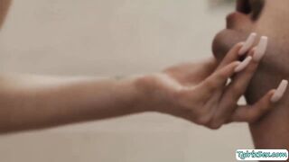 Large melons blond ts Ivory Mayhem barebacked analed doggy position