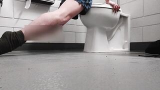 Hopeless biffy humping shaking climax public washroom