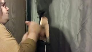 big beautiful woman T-GIRL BLOWS COLLEGE FOOTBALL PLAYER (GLORYHOLE)