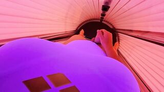 Arena large logo swimsuit solarium mast.