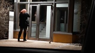 Sex-Toy and gag in public on the doorstep