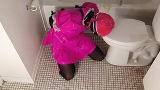 Sissy Maid Fastened in Baths