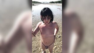 Andreina - Sissy exposed walking