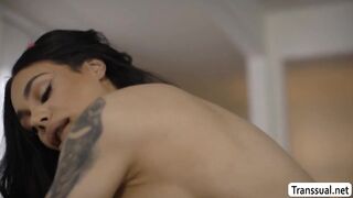 Perv TS gets slutty and screws oil seller after seeing nipps (Aiden Ashley)