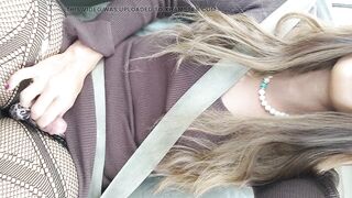 I WAS CUMMING HARD IN MY CAR WHILST OTHERS WERE WALKING