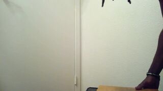 Popping that booty for u Dad