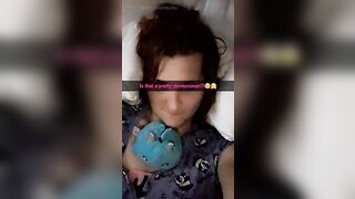 STARE INTO MY EYES AS I WANK MY CLITTY!