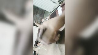 Corrida de una chica transexual linda