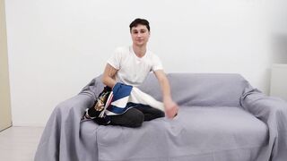 Guy with a twat gets pounded by str8 chap part 1