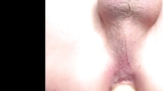 Didia's Butt and wang