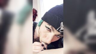 VERY HAWT Alt Sissy Sucking Schlong POV