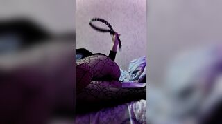 femboy slaps his booty