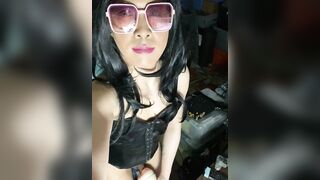 TRANS CUTIE THROAT SCREWS FLESHLIGHT