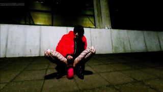 Lascivious slut piddles everywhere whilst going for a walk