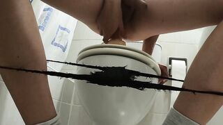 Bath cleaning and excited. Hear that cum splash!