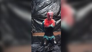 Breathplay latex red doll