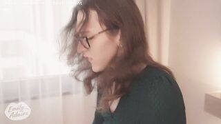 my date is in the suitcase?! banging my Tantaly doll as pretty soon as I arrived!