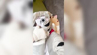 Cat hunk kiss plush cat ????