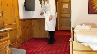 Tranny hotel room seduction