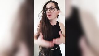 INFLUENCER FEMBOY T-GIRL ENSEÑA POLLA GRANDE EN ONLYFANS TIKTOKER INSTAGRAMER SE DESNUDA EN REDES HAWT