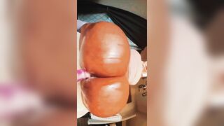 U KNOW U DESIRE THIS BUTT