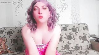 Sexy Striptease in The Garden in The Public Hawt Dancer