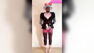 Sissy bangs her small love button with plastic vagina until that babe squirts - elisasecrets69