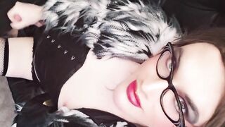 Princess Bunnie: Getting Off in Underware and Heels