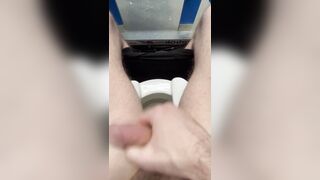 Hotties’s bath quick wank