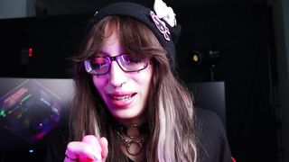 Cute TRANS BEAUTY gives u INSTRUCTIONS to JERK OFF