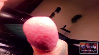 GERMAN TS CLEOPATRA - WETLOOK LATEX LEGGINS POV EDGING & PRECUM