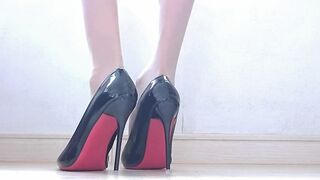 High heels with nylon solely!