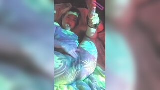 Gooned androgynous whore squirts all over themselves