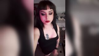 Trans babe masturbates her cutie rod for u
