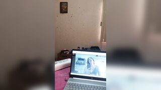 Glamorous streamer hides a surprise between her legs