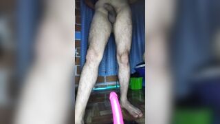 Cabalgando un sex toy con mi corset ajustado