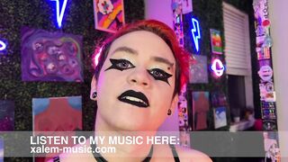 Lovely U With Colored Contacts