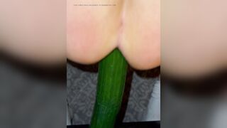 Banging 24in cucumber