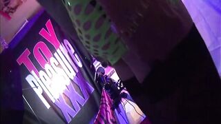 Come watch my little butt