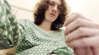 Trans-beauty Stesha Masturbates her clit and eats a banana